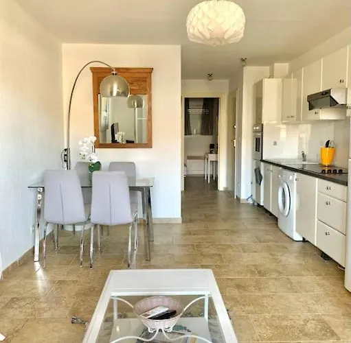 Centre - 4p דירה